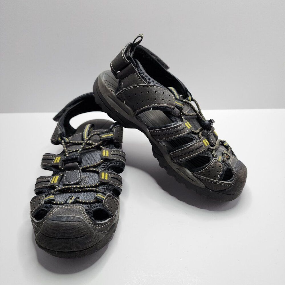 Boys Reinforced Toe Fisherman's Sandal | Size 1 | Adjustable Straps, Gray, Water